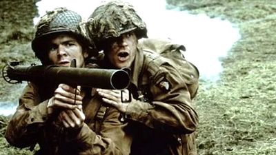 Imagem da notícia “Não temos mais forças”: Steven Spielberg pegou pesado com elenco de sua série (mas é uma das melhores de todos os tempos)