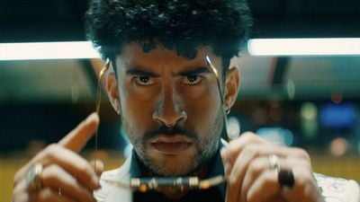 Imagem da notícia Na Netflix: Este filme de ação com Bad Bunny e Brad Pitt é perfeito para os fãs de John Wick