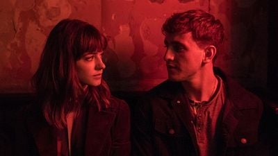 Imagem da notícia Uma complicada história de amor que lançou duas das maiores estrelas do momento: Aclamada pela crítica e tem apenas 12 episódios