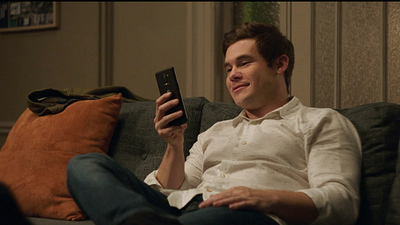 Imagem da notícia Quer comprar um smartphone novo? Veja três modelos com desconto de até 53% OFF!