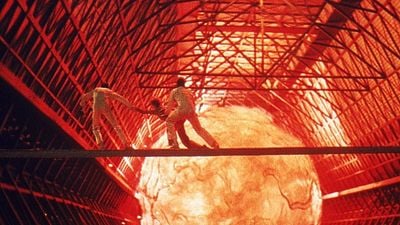 Imagem da notícia Assista hoje à noite: esta aventura de ficção científica pouco conhecida é um dos filmes mais sombrios da Disney de todos os tempos!