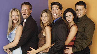 Imagem da notícia 22 anos após final de Friends, atores ainda ganham uma fortuna: Lisa Kudrow revela valor e deixa elenco irritado