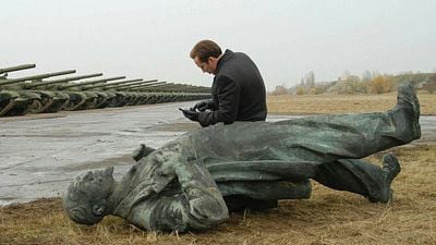 Imagem da notícia 3000 armas reais e 18 anos depois: Nicolas Cage retornará a um de seus filmes mais populares com uma aguardada sequência