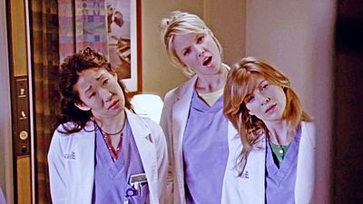 Imagem da notícia “As coisas foram longe demais”: Grey’s Anatomy tinha detalhe nojento nos bastidores e atrizes relembram cenas desagradáveis