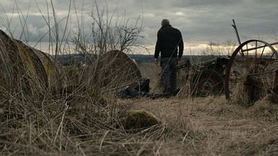 Imagem da notícia Uma minissérie de suspense em 5 partes, disponível na Netflix, irá te manter vidrado a noite toda