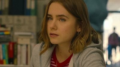 Imagem da notícia As cenas em Através da Minha Janela que foram uma tortura para Clara Galle por causa de sua baixa autoestima