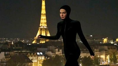 Imagem da notícia 3 melhores minisséries da HBO Max para maratonar no sofá
