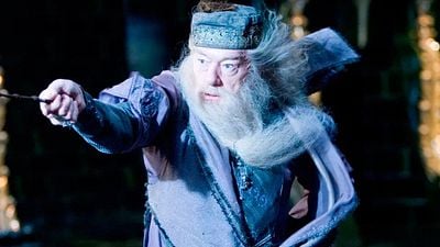 Imagem da notícia A HBO deve quebrar uma tradição de Harry Potter com o ator que interpretará Dumbledore
