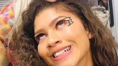 Imagem da notícia Como fazer as maquiagens de Euphoria? Relembre as makes mais icônicas da série da HBO e veja como reproduzir!