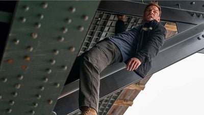 Imagem da notícia Dose dupla de ação no Prime Video: Assista aos trailers inéditos da 4ª temporada de Reacher e do aguardado spin-off Neagley