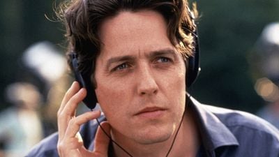 Imagem da notícia "Já ouvi cachorros latirem melhor do que ela canta": É assim que Hugh Grant se lembra da protagonista desta comédia musical dos anos 2000