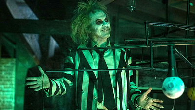 Imagem da notícia “Como se estivesse possuído por um demônio”: Tim Burton se impressiona com a atuação de Michael Keaton em Os Fantasmas Ainda se Divertem