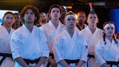 Imagem da notícia "Muito sangue, suor e lágrimas": Elenco de Cobra Kai promete carnificina na 6ª temporada (Entrevista)