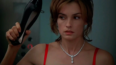 Imagem da notícia Este filme de terror cult completa 25 anos e foi destruído por uma especialista no assunto: “Não sei o que toda aquela gente estava fazendo”