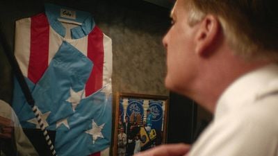 Imagem da notícia Com apenas seis episódios, já é um sucesso na Netflix: A minissérie grotesca do criador de Big Little Lies