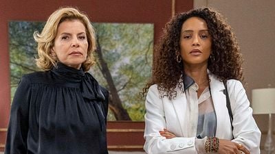 Imagem da notícia Resumo de Vale Tudo (11 a 16/08): Após sabotagem da maionese, Raquel explode de fúria e parte para cima de Odete, deixando a vilã no chão