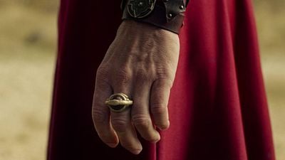 Imagem da notícia Petição dos fãs para salvar esta série de fantasia alcança mais de 200 mil assinaturas: "Uma das histórias mais importantes da atualidade"