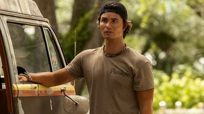 Imagem da notícia Ator de Outer Banks promete desfecho com recorde de ação e final "que todo fã quer" na 5ª e última temporada do fenômeno da Netflix