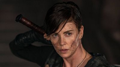 Imagem da notícia "É frustrante": Charlize Theron faz uma avaliação contundente do desempenho de bilheteria dos atores de filmes de ação