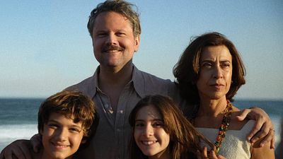 Imagem da notícia Ainda Estou Aqui: Compare os atores às pessoas reais que protagonizaram a história