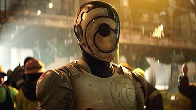 Imagem da notícia Uma das melhores séries de ficção científica dos últimos anos vai continuar, e a 2ª temporada terá um astro de Homem-Aranha: Um Novo Dia