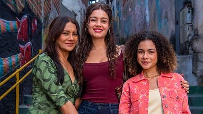 Imagem da notícia Resumo de Três Graças (20 a 25/10): Gravidez inesperada e escultura misteriosa marcam a primeira semana da nova novela da Globo