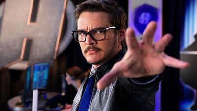 Imagem da notícia O filme da Netflix que se tornou um dos mais vistos, mas ninguém imaginava: Aventura com Pedro Pascal e super-heróis terá continuação