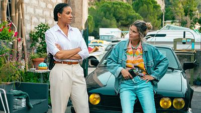 Imagem da notícia Top 10 em mais de 50 países: Nova comédia policial da Netflix tem ação do começo ao fim