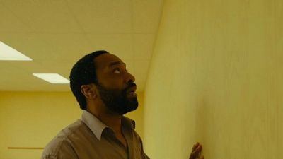 Imagem da notícia Diretor de Backrooms disponibilizou gratuitamente no YouTube os 16 minutos inéditos adicionados à nova versão do filme
