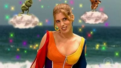 Imagem da notícia Lembra dela? Efigênia, gênia estagiária do Zorra Total desapareceu da TV, descobriu grave doença e passou a viver de forma totalmente diferente