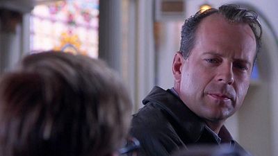 Imagem da notícia "Não ganhei nenhum": Há 26 anos, este gesto de Bruce Willis marcou para sempre um jovem ator