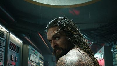 Imagem da notícia "Dei uma boa surra nele": Jason Momoa dá a entender que pode retornar como o lendário vilão na sequência de Superman
