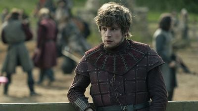 Imagem da notícia Quem é Raymun Fossoway? Este é o personagem que mudou tudo no final de O Cavaleiro dos Sete Reinos