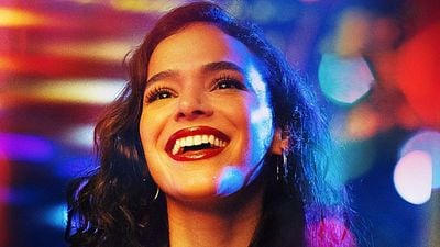 Imagem da notícia Bruna Marquezine é a Julia Roberts brasileira? Nova série do Disney+ se inspira em clássico romance Um Lugar Chamado Notting Hill