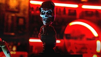 Imagem da notícia Más notícias para os fãs de Premonição: Continuação do fenômeno de terror perde um de seus principais personagens no caminho