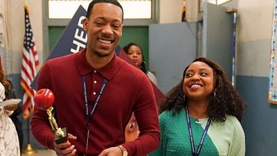 Imagem da notícia Novas séries para maratonar: Estrelada por astro de Todo Mundo Odeia o Chris, comédia com 99% de aprovação da crítica finalmente está de volta