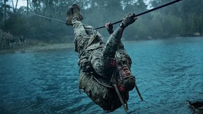 Imagem da notícia Número 1 da Netflix em 91 países: Filme de ação e ficção científica com Alan Ritchson é o novo sucesso do streaming