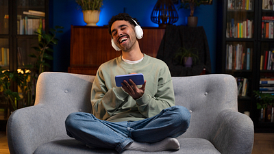 Imagem da notícia Samsung Galaxy S24+ é o smartphone que você precisa para assistir filmes em alta qualidade na palma da mão