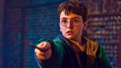 Imagem da notícia "Sonserina não!": Primeiro trailer completo da série de Harry Potter mostra nova versão de inúmeros momentos da Pedra Filosofal