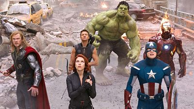 Imagem da notícia "Ainda estaríamos filmando": Robert Downey Jr. imagina como seria Os Vingadores de Christopher Nolan - e o diretor explica seu problema com CGI