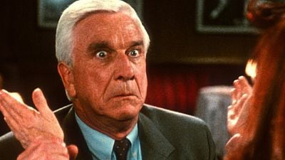 Imagem da notícia Leslie Nielsen achava que este filme marcou o ponto mais baixo de sua trajetória como ator: "A pior experiência da minha carreira"