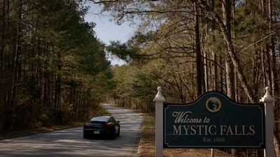 Imagem da notícia Completa na Netflix: Ao longo de 8 temporadas, esta série de fantasia entrega a mistura perfeita de tensão e momentos de choque
