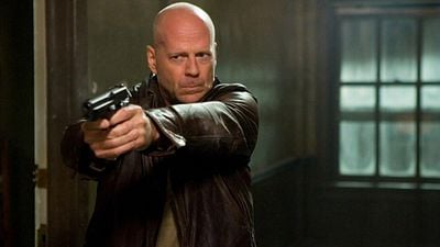 Imagem da notícia "E então Bruce Willis fechou como uma ostra": Ele nunca esquecerá esse momento de constrangimento com o astro de Hollywood