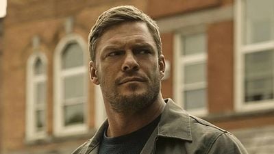 Imagem da notícia Alan Ritchson perdeu papel na Marvel antes de Reacher e causou demissão de dublê na série: "Foi um comportamento maníaco"