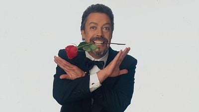 Imagem da notícia Morre Tim Curry aos 80 anos: Ator britânico construiu um legado de personagens irreverentes