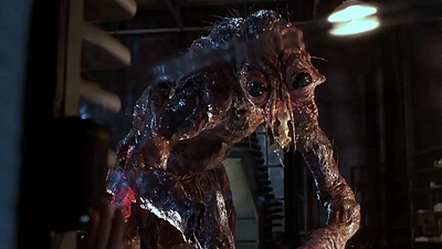 Imagem da notícia Esta sequência esquecida de um dos melhores filmes de terror e ficção científica voa com dificuldade