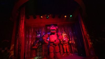 Imagem da notícia Halloween Horror Nights 2025: Terrifier, Five Nights at Freddy’s e as casas mais assustadoras da Universal