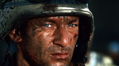 Imagem da notícia Assista hoje mesmo no streaming: Um dos filmes de guerra mais espetaculares e brutais de todos os tempos