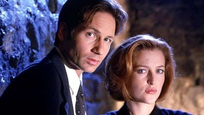 Imagem da notícia David Duchovny deixou Arquivo X no auge da série: Ator de Mulder ganhou 20 milhões de dólares em processo