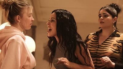 Imagem da notícia Quem saiu de Euphoria? 3ª temporada da série de Zendaya terá desfalques